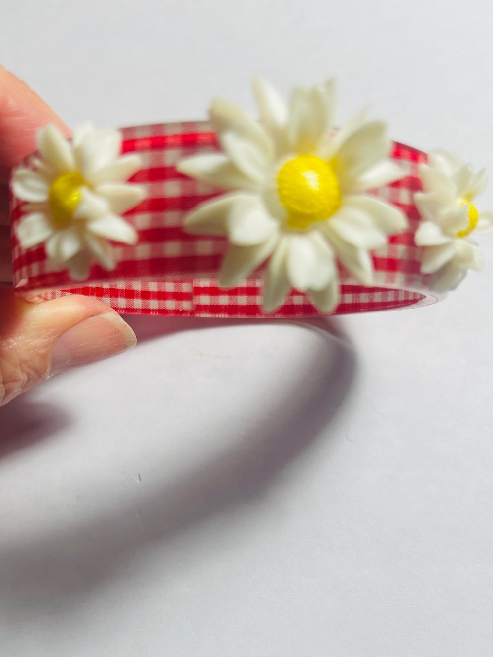 Red Gingham Daisy Accent Bracelet - Charming Floral Bangle
